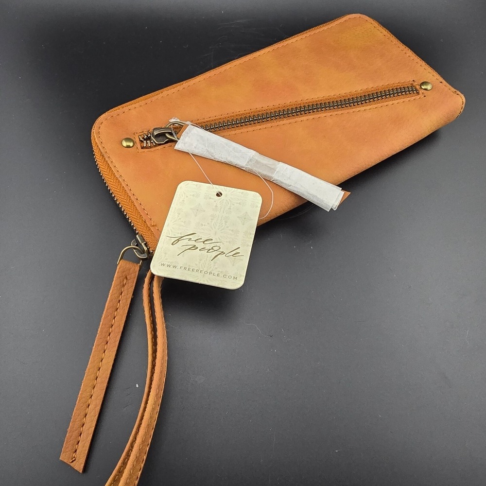 Free People Wallet Brown Distressed Vegan Wristlet Strap Zip Closure Clutch NEW